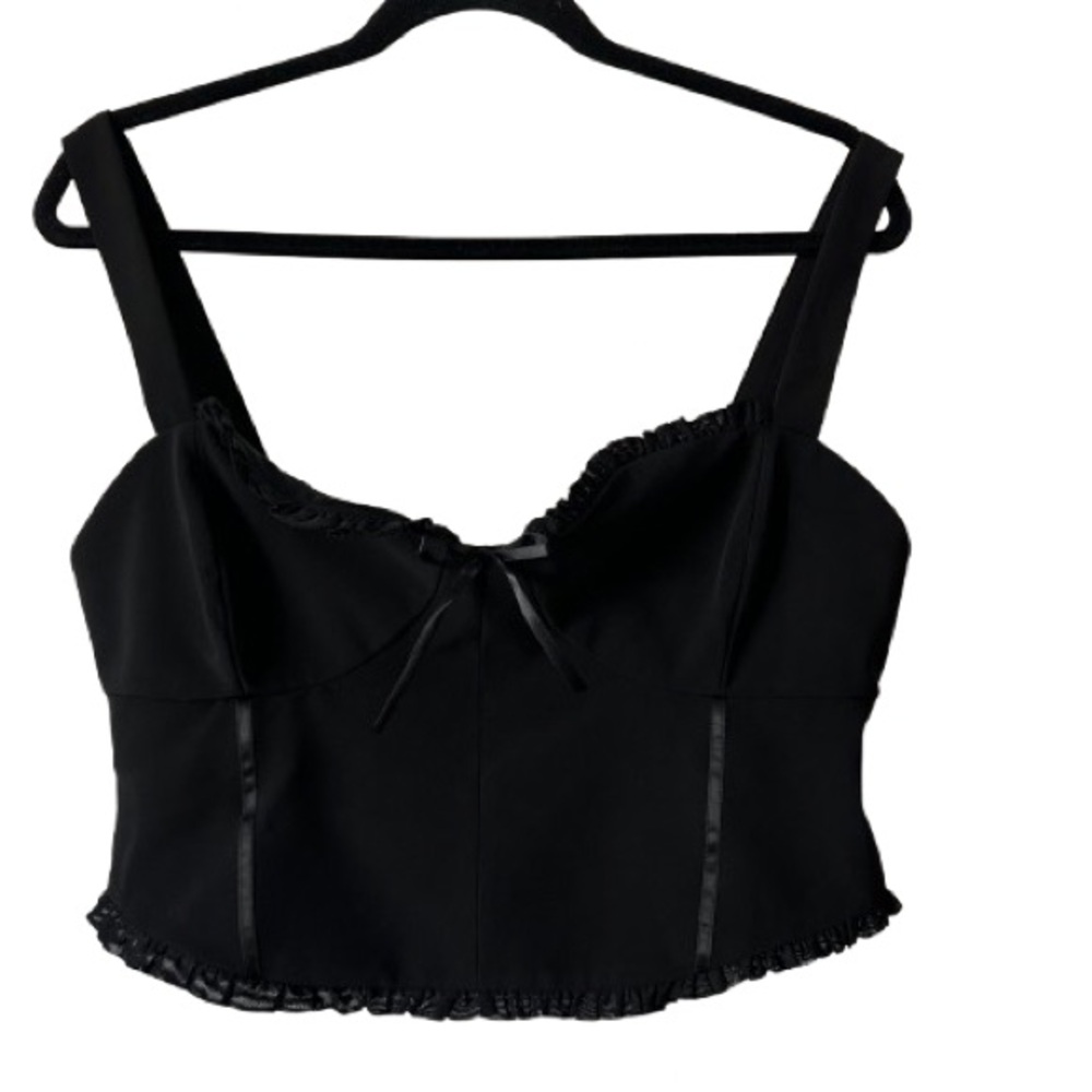 Beverly and Beck Black Bustier Women's M Ruffled Trim Cropped Corset Style Top